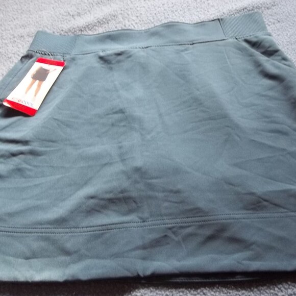 32 Degrees Ladies' Skort - Picture 1 of 6